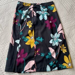 Floral mid-length skirt
